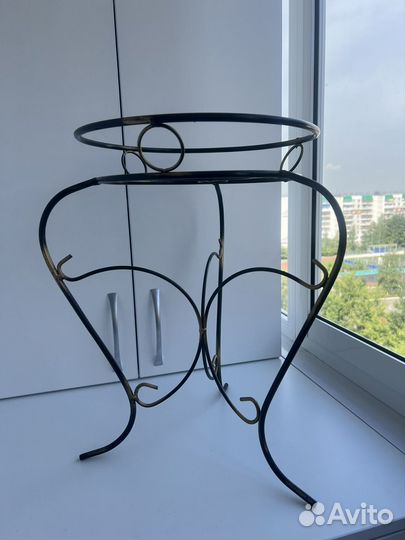 Подставка для цветов