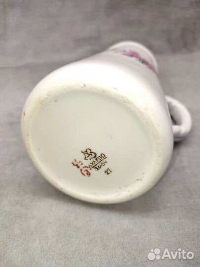 В продаже старинный кувшин-графинДулево 1954 год