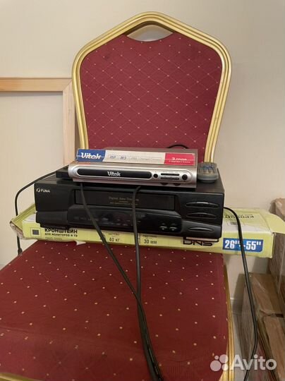 DVD плеер и видеомагнитофон Funai
