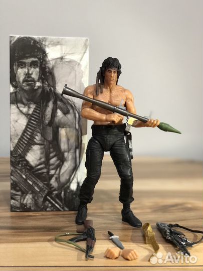 Коллекционная фигурка 