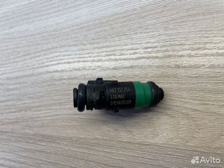 Форсунка топливная Renault Duster