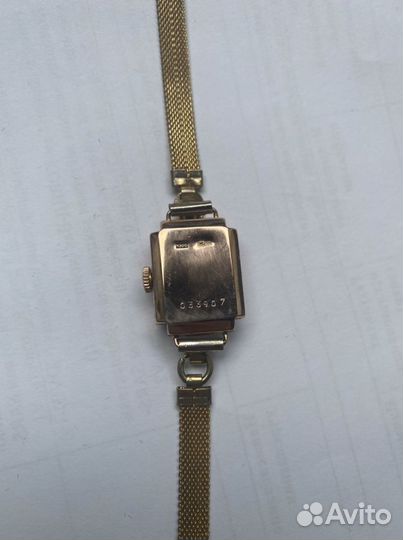 Часы 1956 года золотой корпус