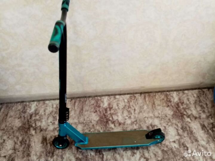 Трюкавой самокат krostek