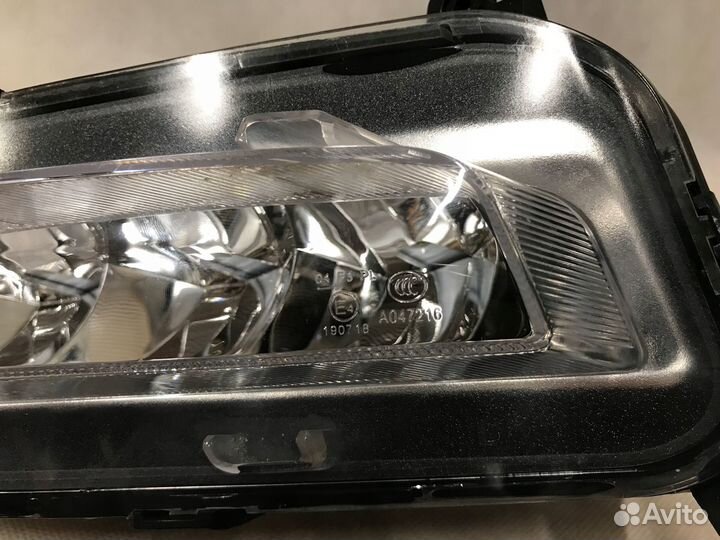 Dfsk fengon V 5 halogen LED DRL lewy 19