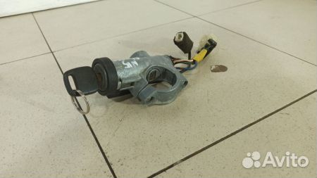 Замок зажигания D87002N300