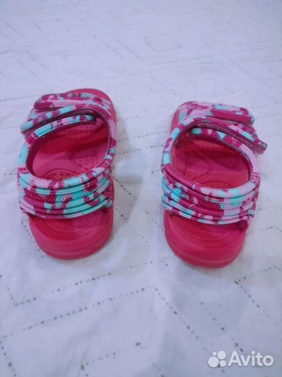 Сандалии для девочки 28