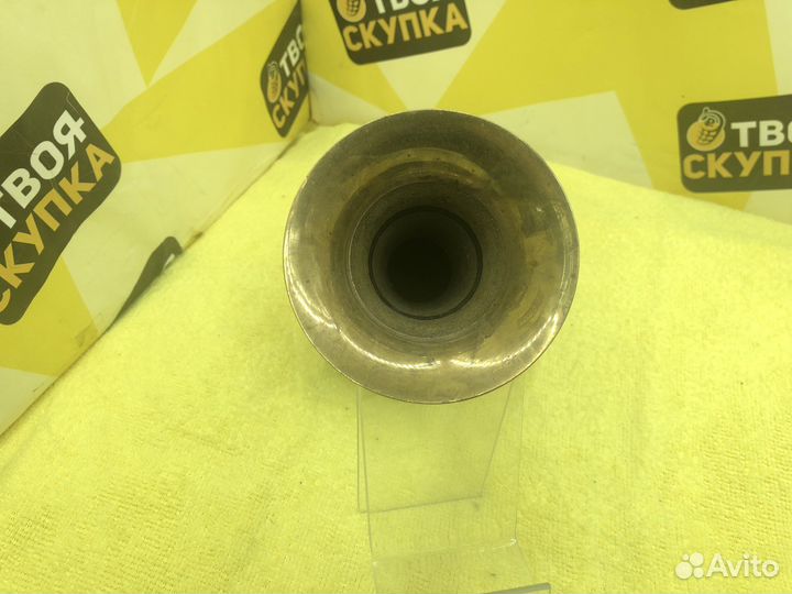 М.11395 Ваза латунь Индия