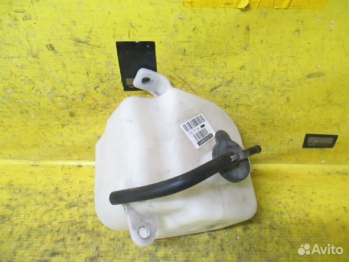 Бачок расширительный 16470-21020 на Toyota Corolla
