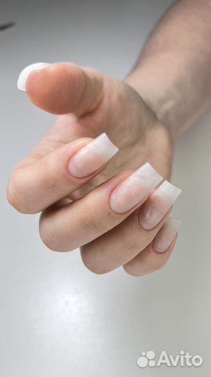 Наращивание ногтей