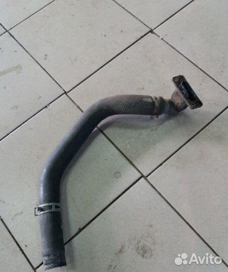 Нижний патрубок радиатора Mitsubishi Pajero Sport