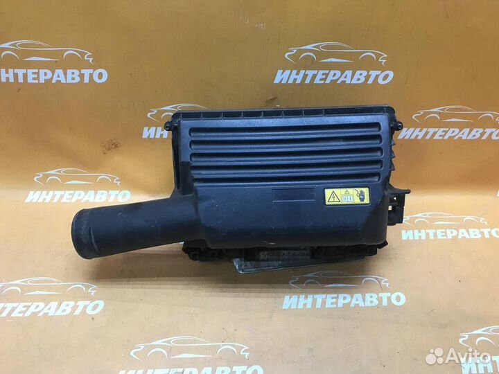 Корпус воздушного фильтра Mercedes W205 W213 W253