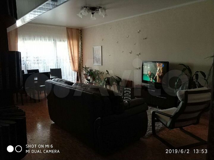 3-к. квартира, 72 м², 1/2 эт.