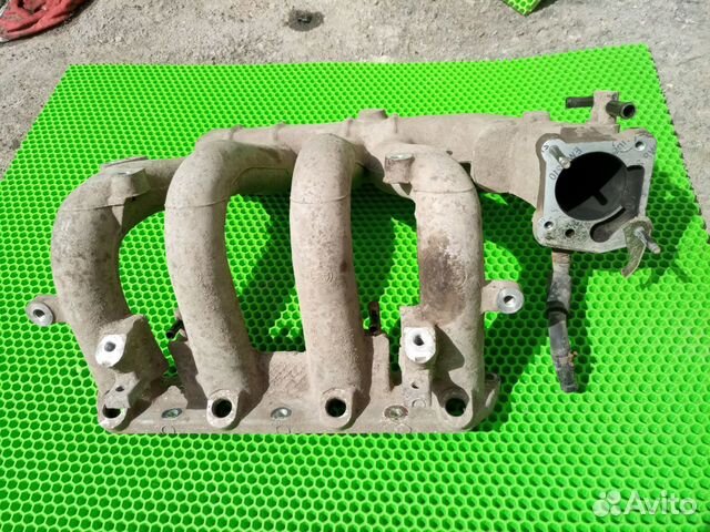 Коллектор впускной Kia Spectra