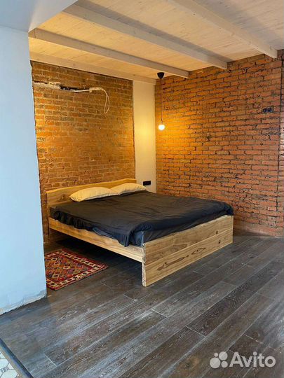 Изготовление кроватей из массива