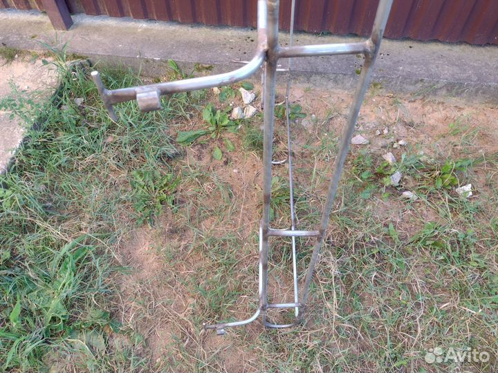 Багажник на крышу автомобиля