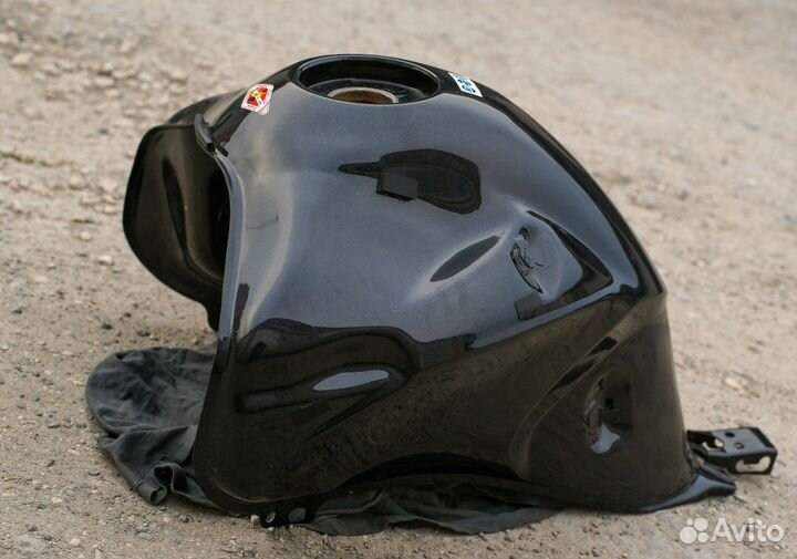 Топливный бак Honda XL700V