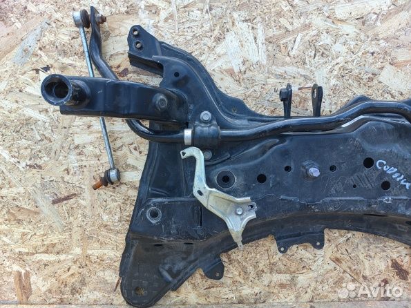 Подрамник передний Toyota Corolla E210