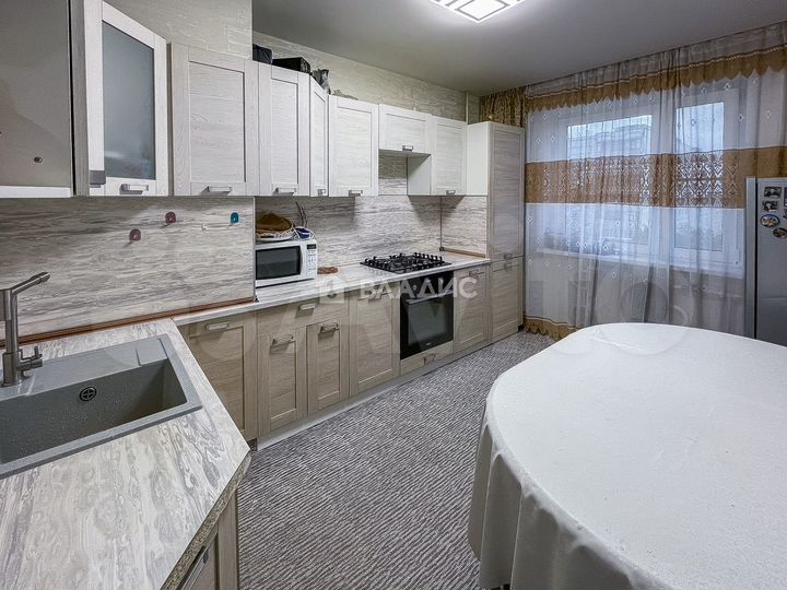 3-к. квартира, 65,5 м², 6/9 эт.