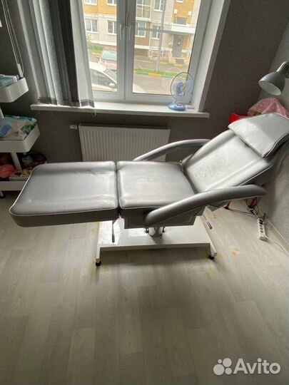 Кушетка гидравлическая