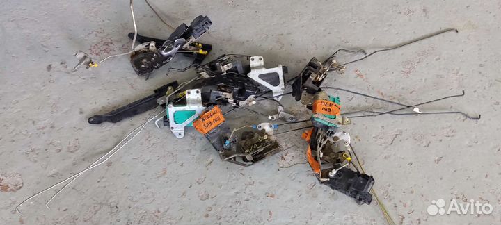 Замок двери Hyundai accent