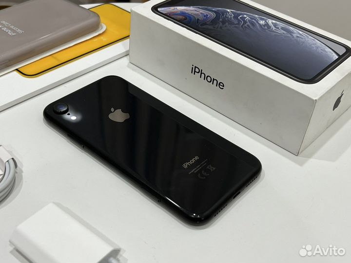iPhone Xr, 64 ГБ