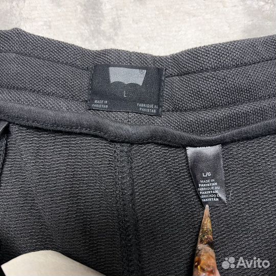 Спортивные штаны Levis - L оригинал