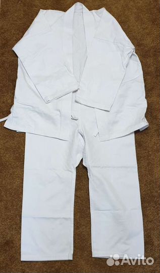 Экипировка для каратэ (Кимоно, пояса, защита)