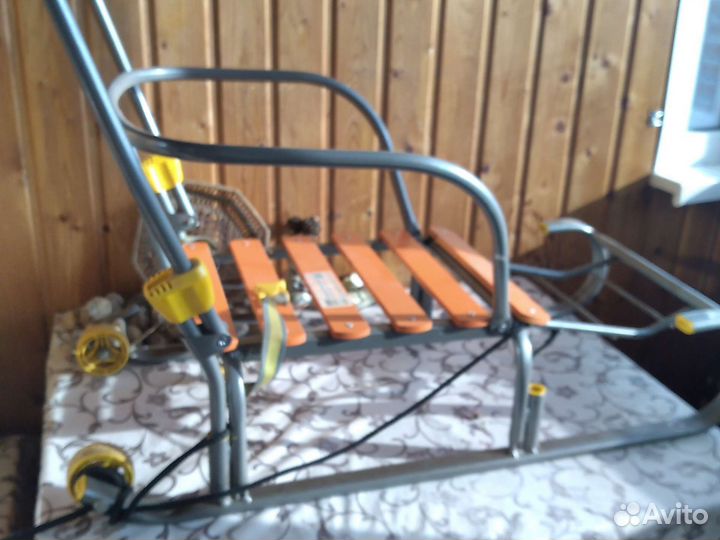 Детские санки с колесами
