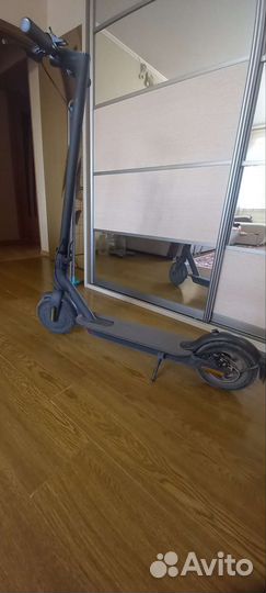 Электросамокат MI Essential