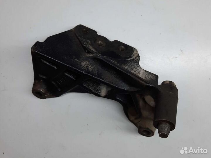 Кронштейн двигателя правый Опель Астра h 332253673