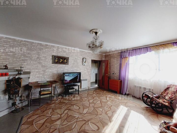 Дом 158,8 м² на участке 9,2 сот.