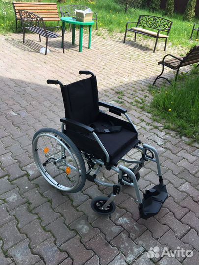 Кресло-коляска для инвалидов Ortonica Base 195