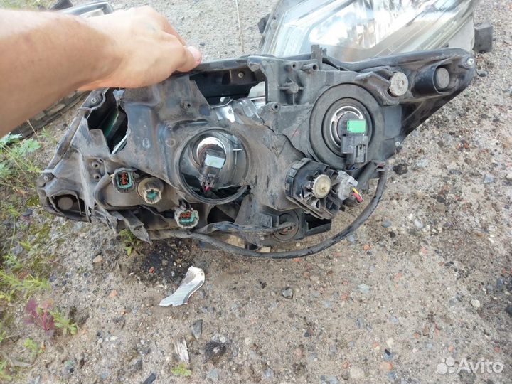 Битая Фара nissan x-trail t32 2013-19