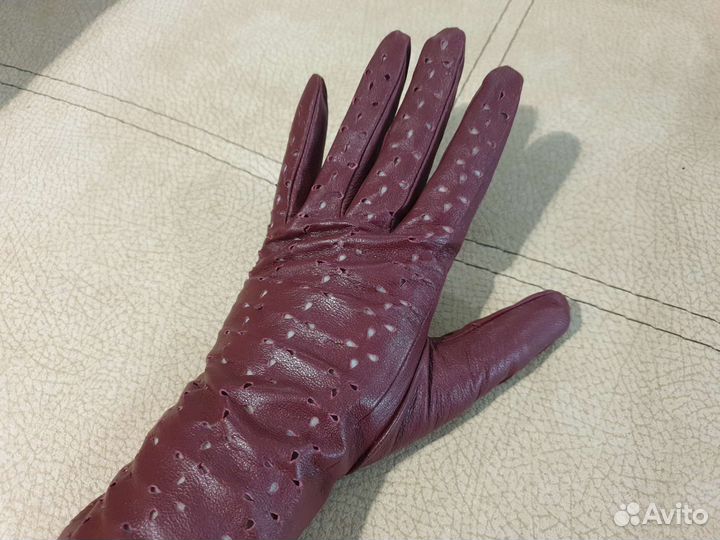 Перчатки женские кожаные новые