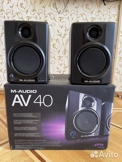 Мониторные колонки M-Audio AV40