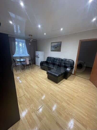 3-к. квартира, 60 м², 2/5 эт.