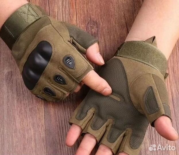 Перчатки без пальцев тактические