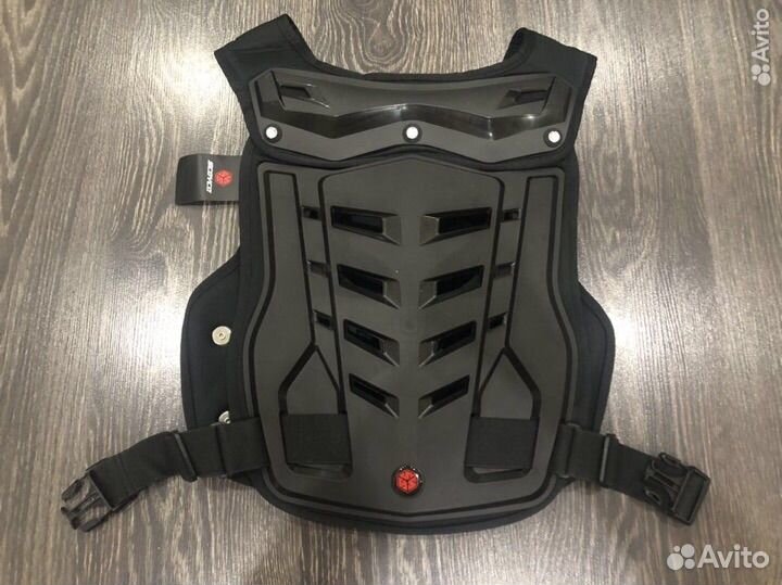 Панцирь scoyco am05