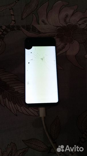 Samsung Galaxy S8, 4/64 ГБ