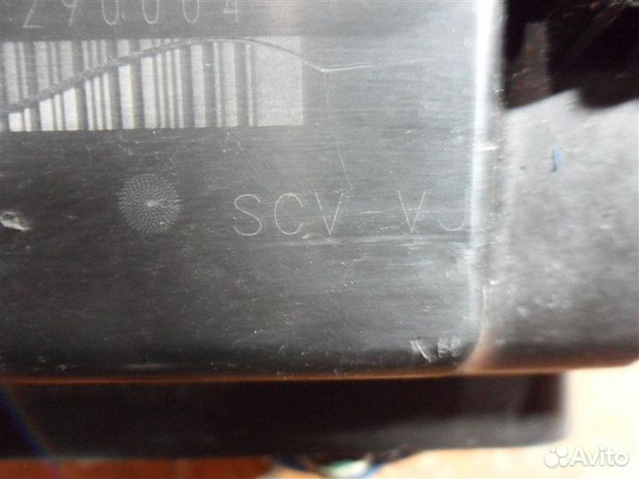 Блок предохранителей 38250scvj01 Honda Element YH2