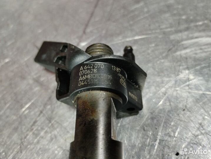 Форсунка Mercedes E-Class W211 OM642 3.0 CDI 2007