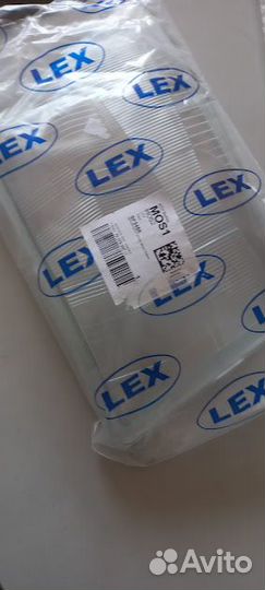 Mercedes.Стекло фары BM638 правой