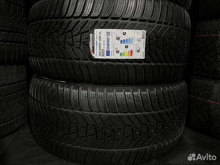 Hankook Winter I'Cept Evo 3 X W330A 315/30 R22 и 285/35 R22 105V