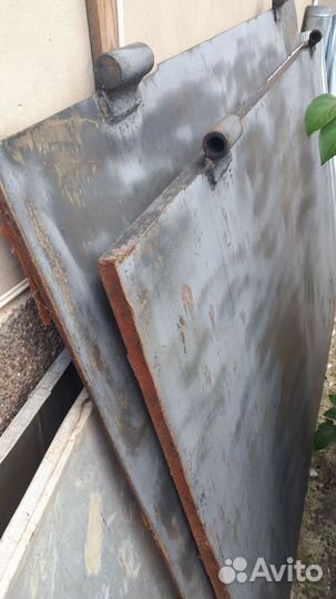 Ворота гаражные металлические