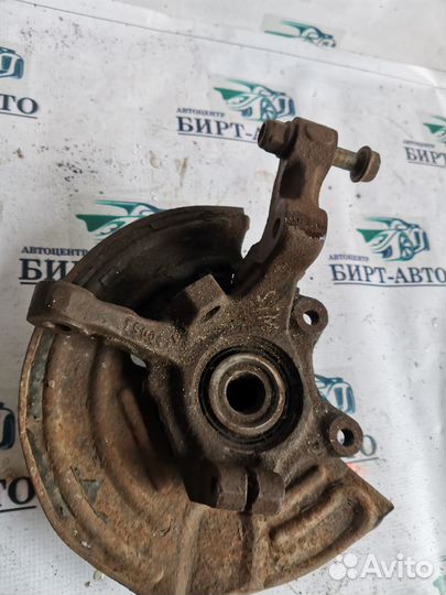 Кулак поворотный передний левый Renault Clio II (1