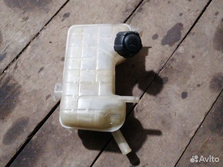 Расширительный бачок рено меган 2