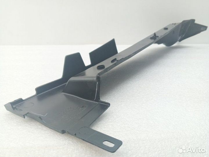 Пыльник крыла передний левый Audi Q5 FY 2.0 DET