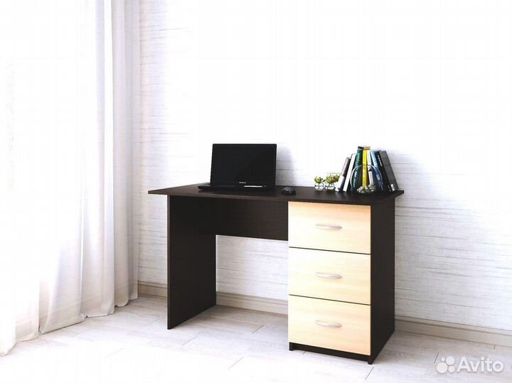 Стол письменный в наличии