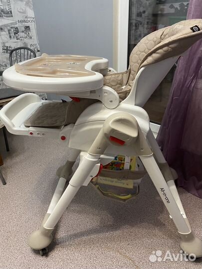 Стульчик для кормления olsson