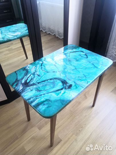 Журнальный столик ручной работы